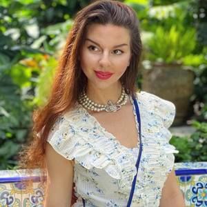 Meet your Posher, Oksana